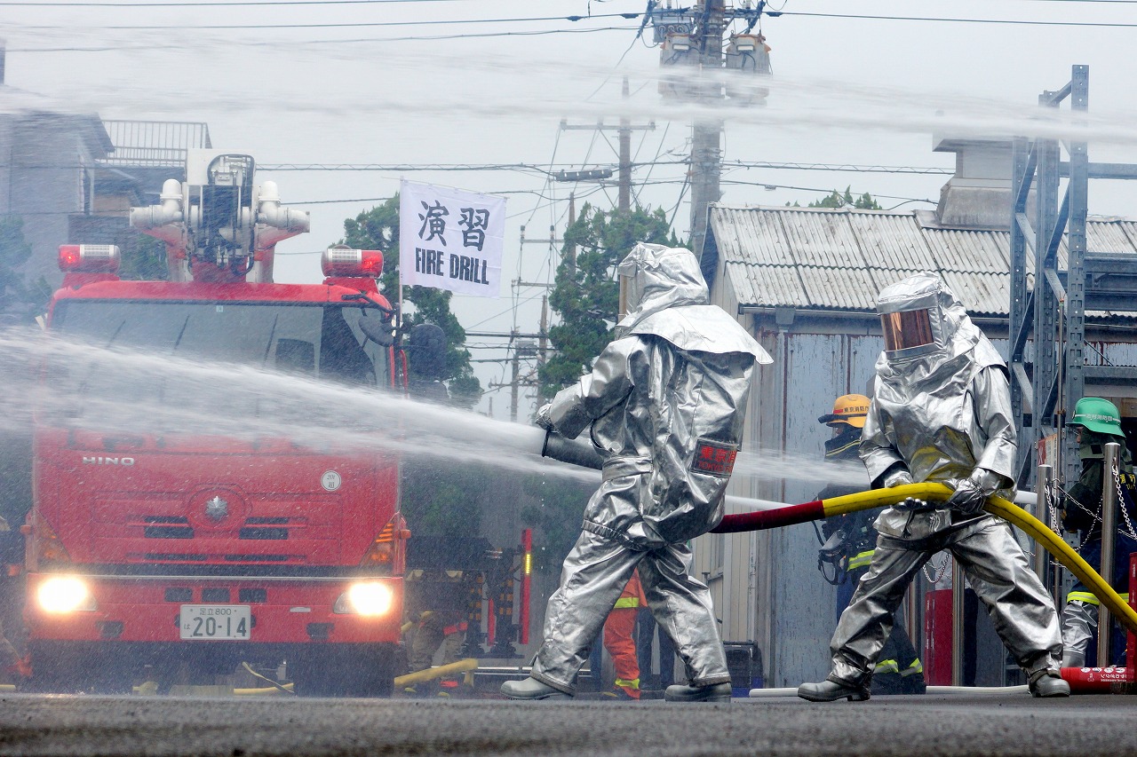 首都直下地震による危険物火災を想定！<br>東京消防庁危険物火災消防演習
